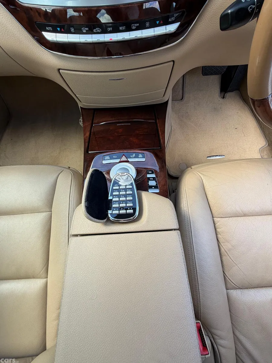 Mercedes-Benz S-Class Saloon, Diesel, 2011, Black