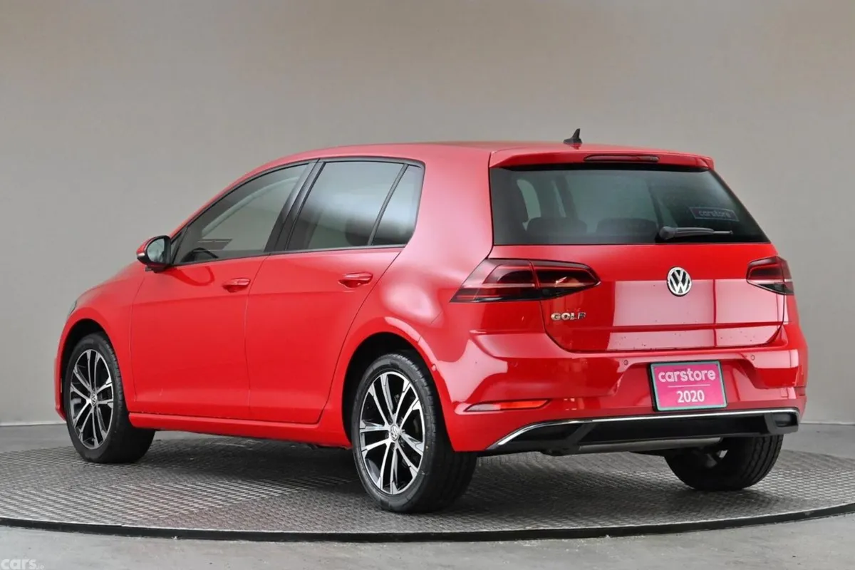 Volkswagen Golf Hatchback, Petrol, 2020, Red