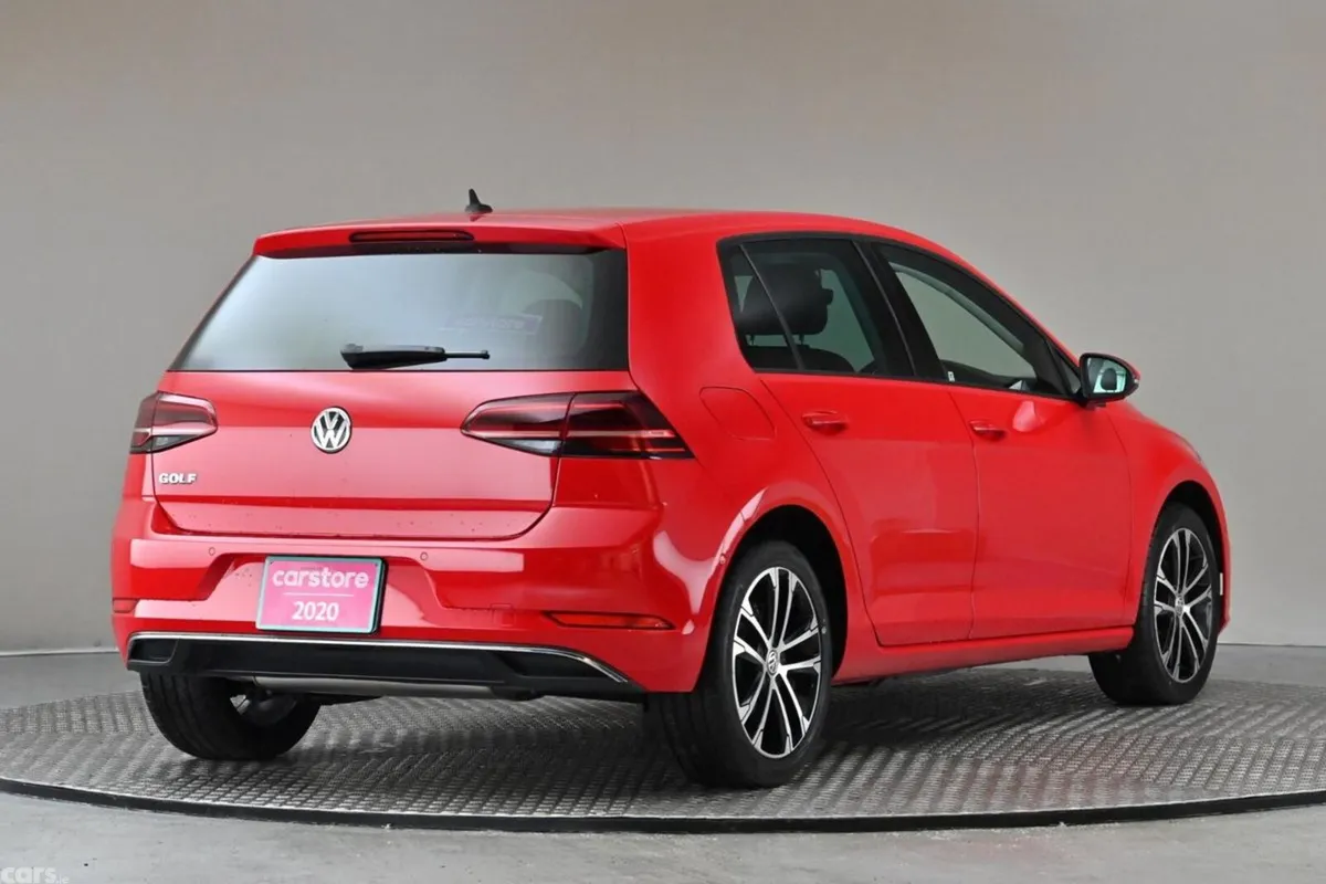 Volkswagen Golf Hatchback, Petrol, 2020, Red