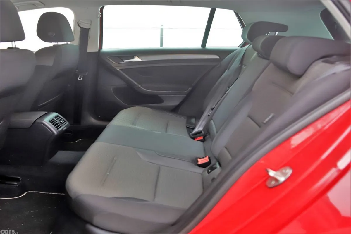 Volkswagen Golf Hatchback, Petrol, 2020, Red