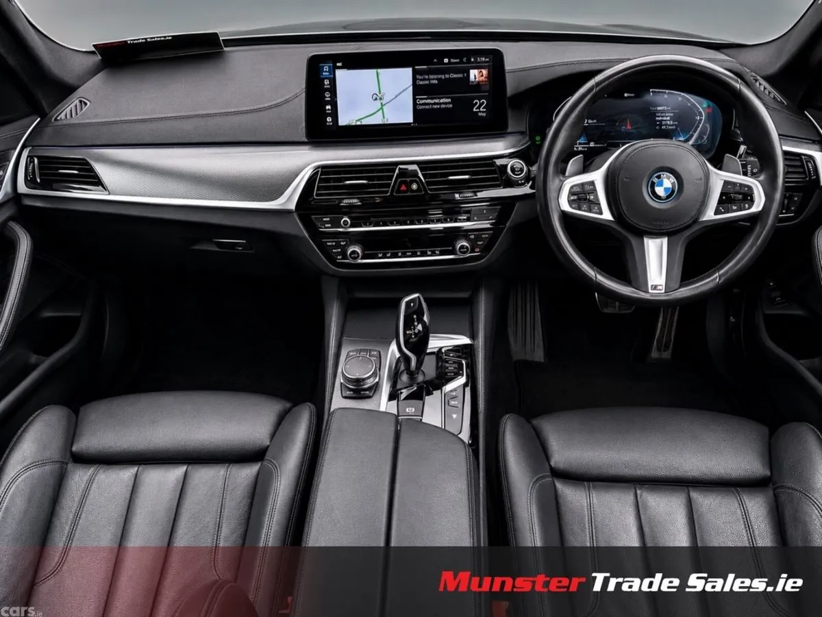 BMW 5-Series Estate, Petrol Plug-in Hybrid, 2023, Black