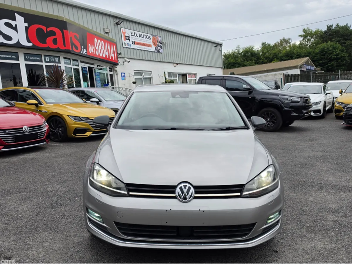 Volkswagen Golf Hatchback, Petrol, 2015, Silver