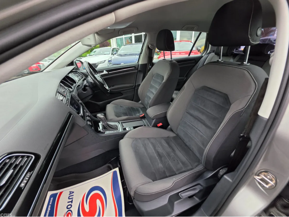 Volkswagen Golf Hatchback, Petrol, 2015, Silver