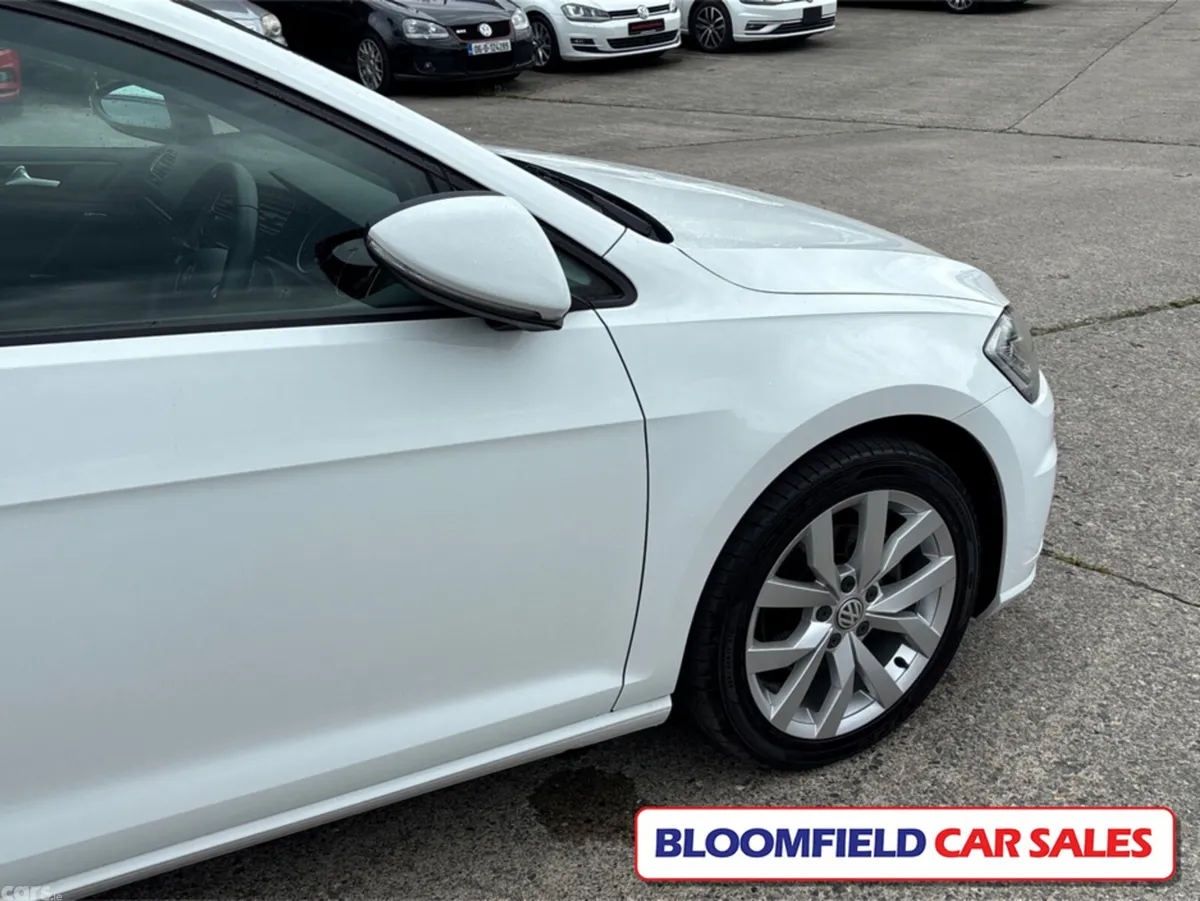 Volkswagen Golf Hatchback, Petrol, 2018, White