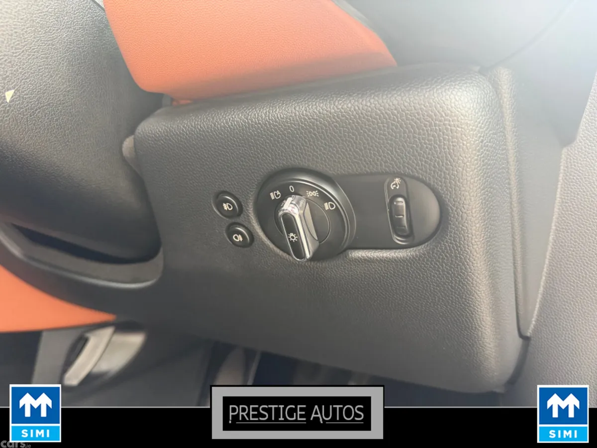 Mini Cooper Hatchback, Diesel, 2017, Blue