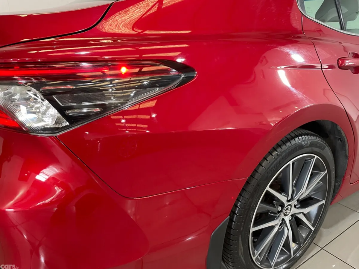 Toyota Camry Saloon, Petrol Hybrid, 2022, Red