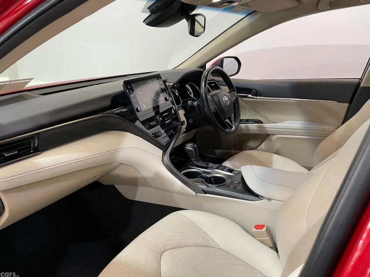 Toyota Camry Saloon, Petrol Hybrid, 2022, Red