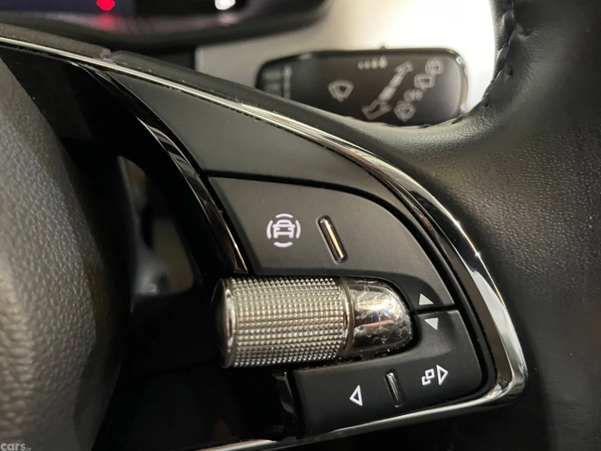 Skoda Kodiaq Estate, Diesel, 2023, Grey
