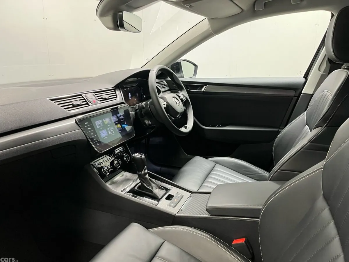 Skoda Superb Saloon, Diesel, 2024, Black