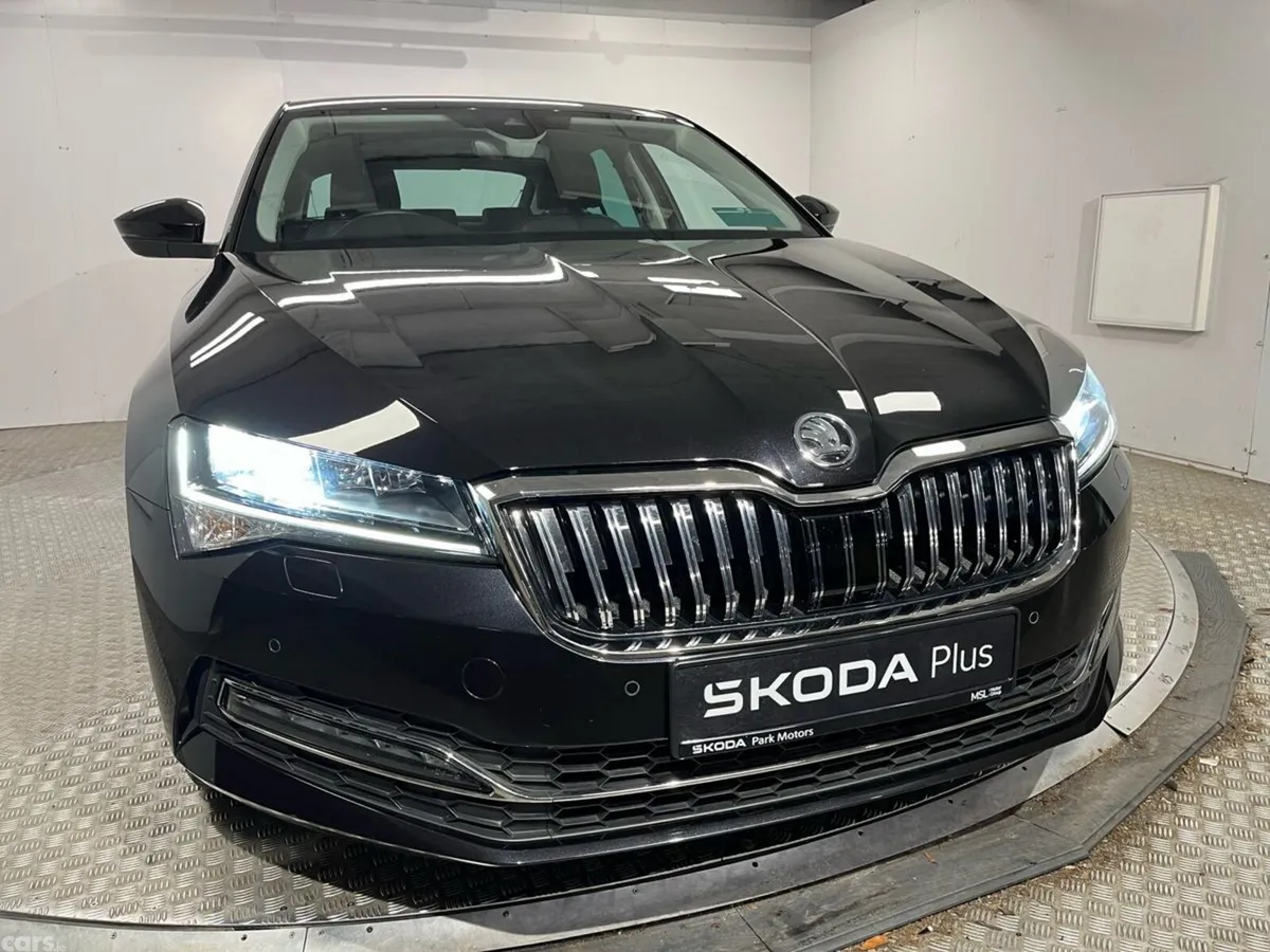 Skoda Superb Saloon, Diesel, 2024, Black