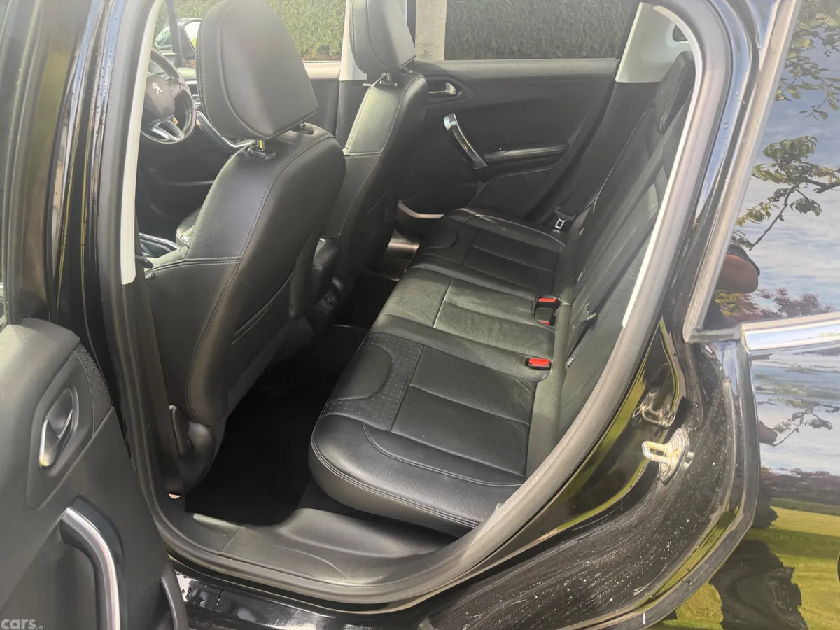 Peugeot 2008 SUV, Diesel, 2014, Black