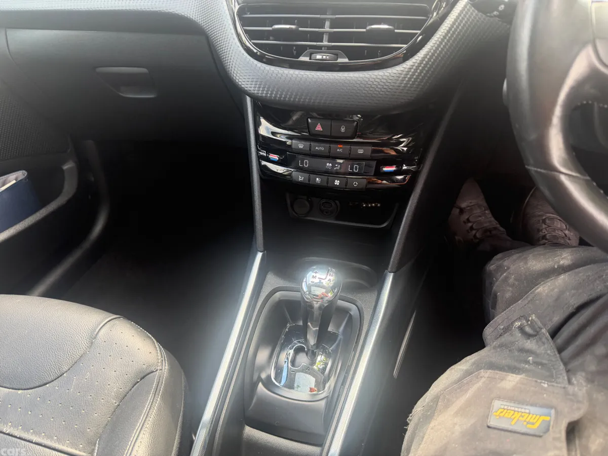 Peugeot 2008 SUV, Diesel, 2014, Black