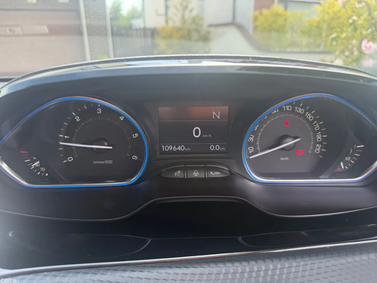 Peugeot 2008 SUV, Diesel, 2014, Black