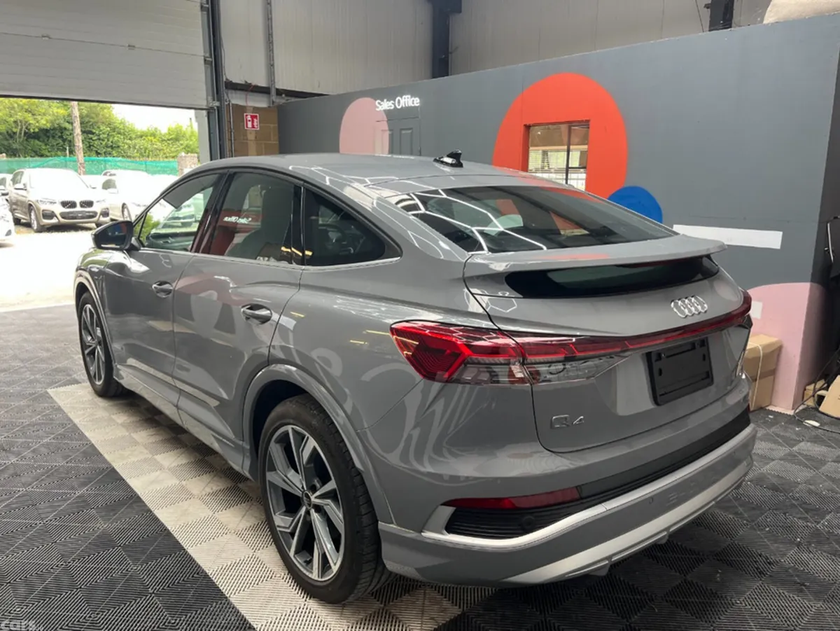 Audi Q4 e-tron SUV, Electric, 2025, Grey