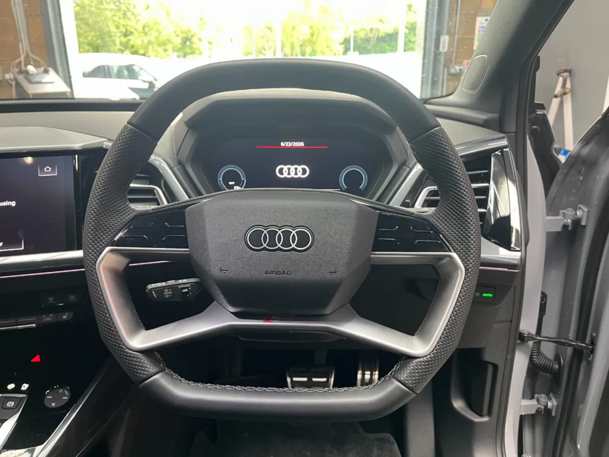 Audi Q4 e-tron SUV, Electric, 2025, Grey