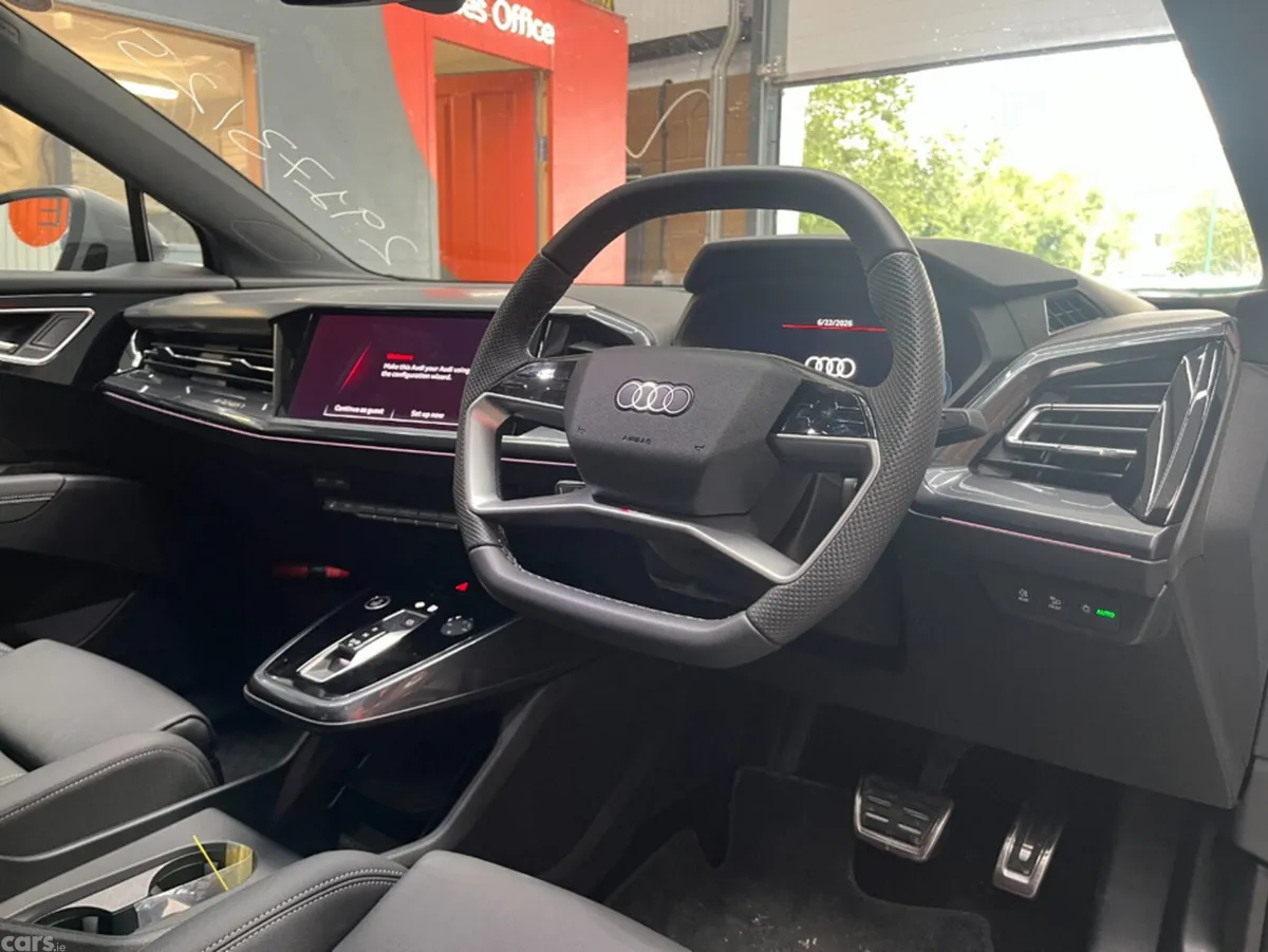Audi Q4 e-tron SUV, Electric, 2025, Grey