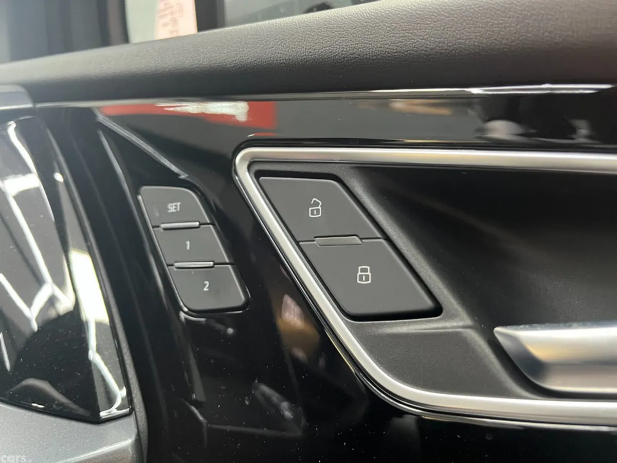 Audi Q4 e-tron SUV, Electric, 2025, Grey