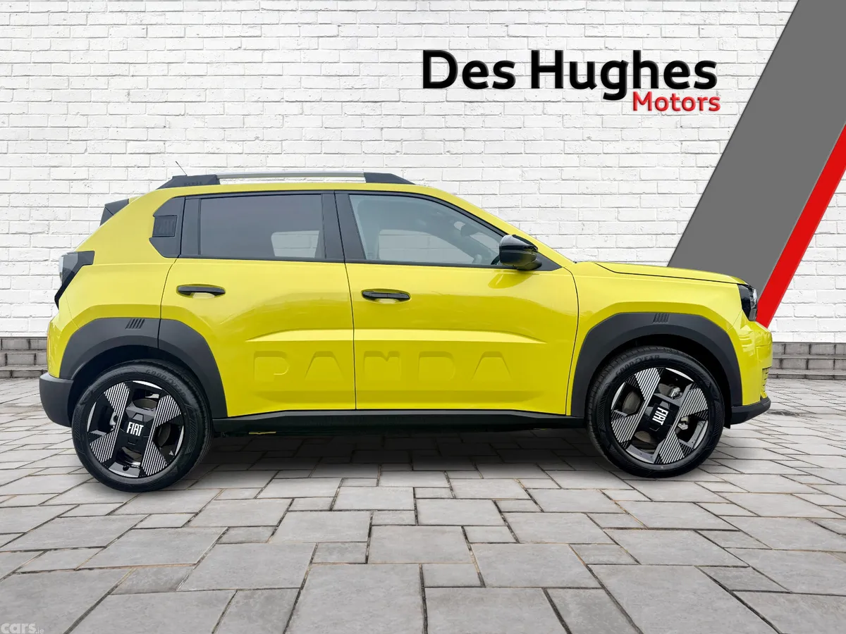 Fiat Grande Panda Hatchback, Electric, 2026, Yellow