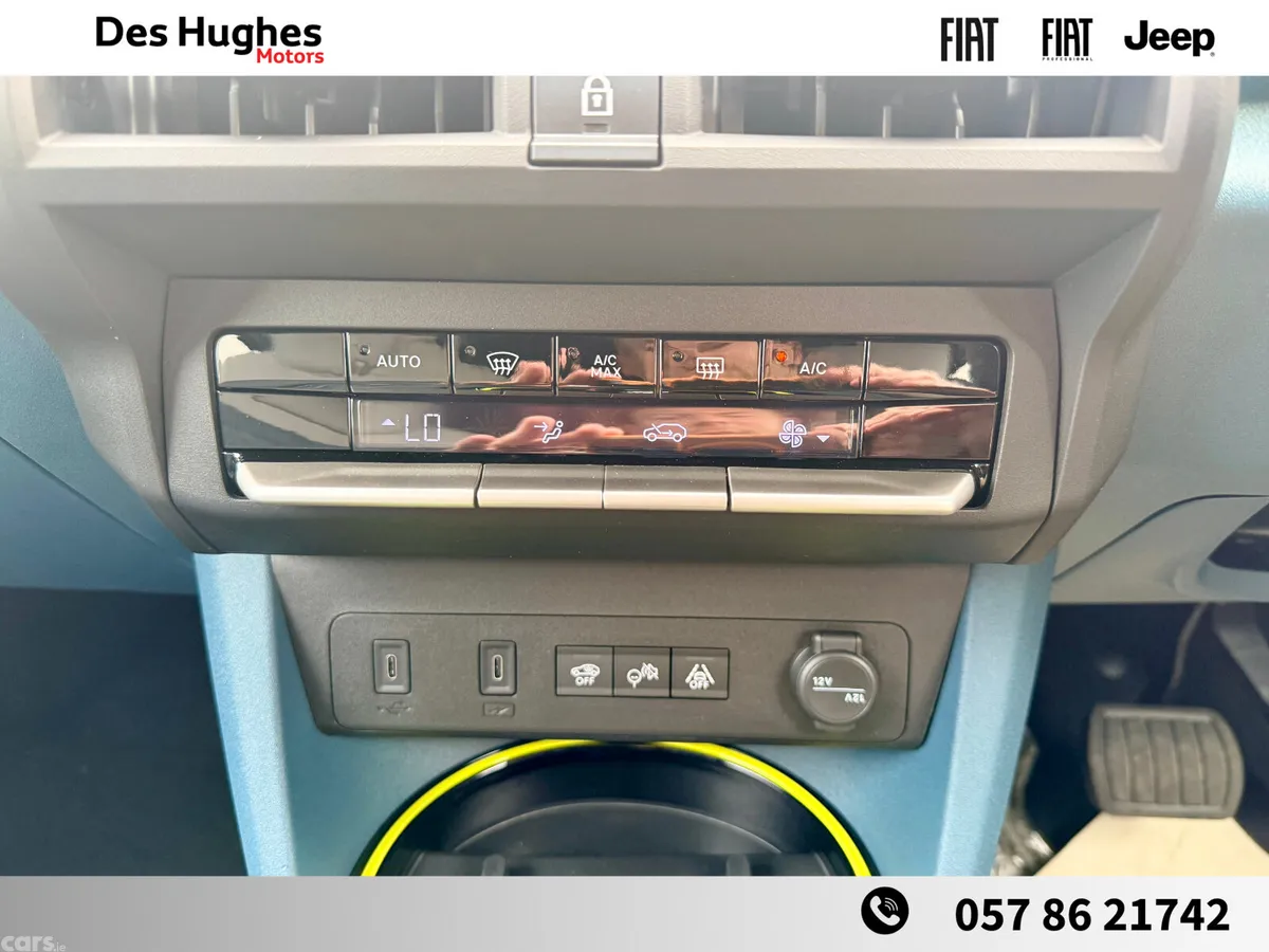 Fiat Grande Panda Hatchback, Electric, 2026, Yellow