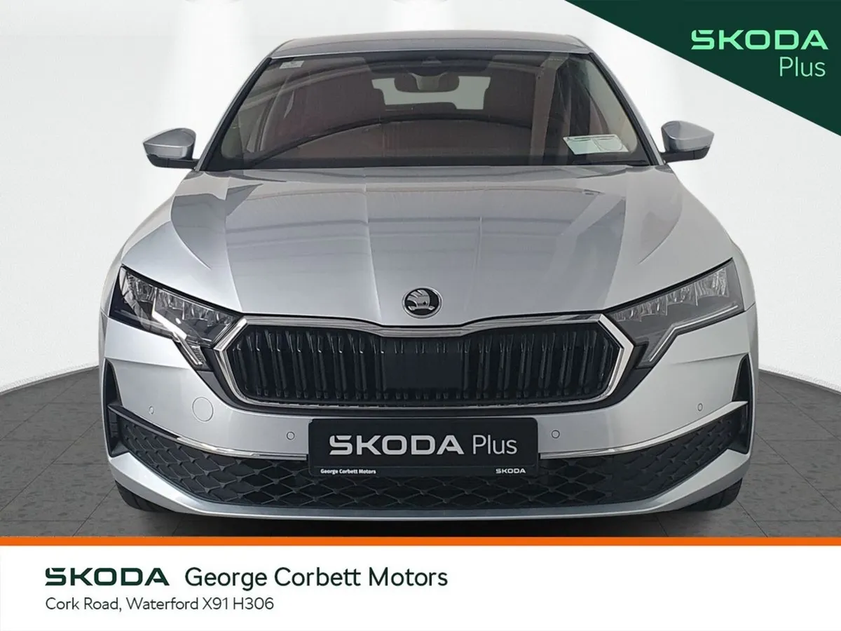 Skoda Octavia Hatchback, Diesel, 2025, Grey