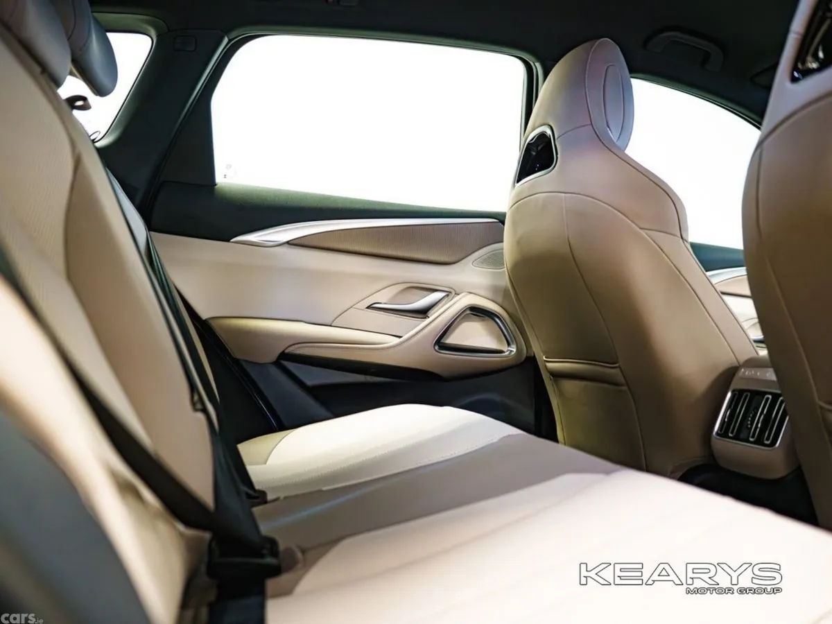 BYD SEALION 5 SUV, Petrol Hybrid, 2027, Blue
