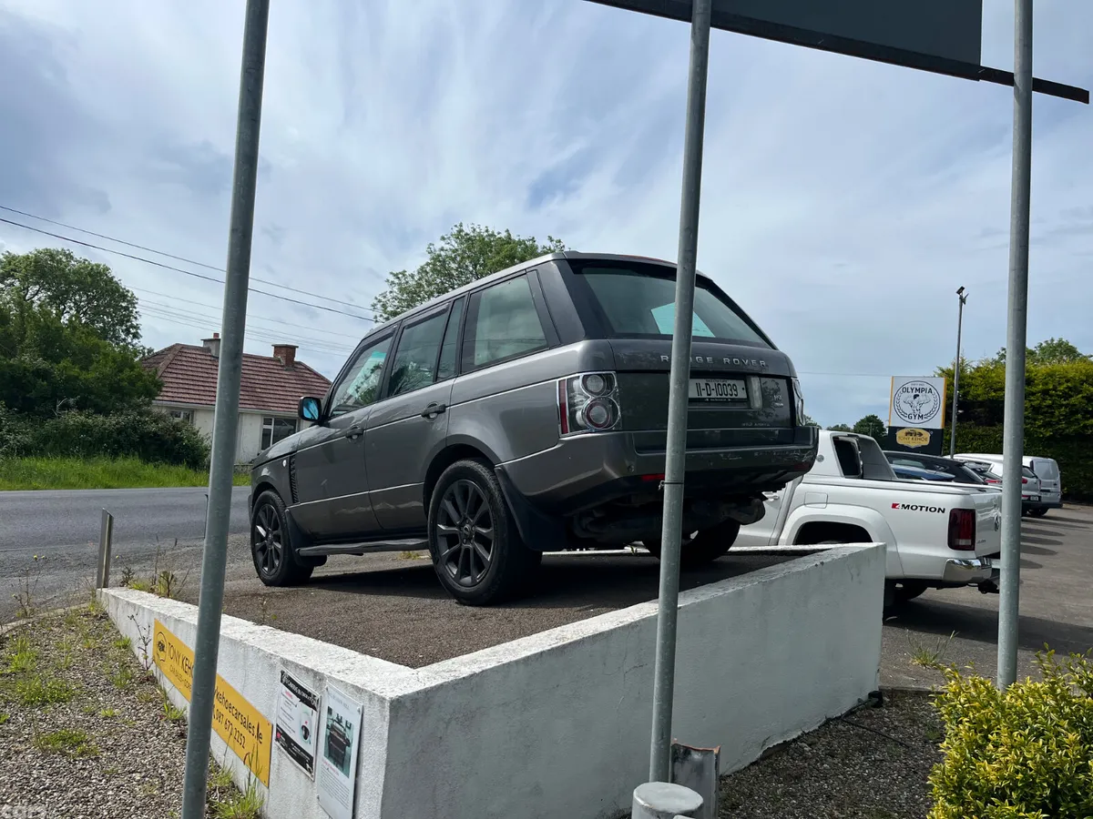 Land Rover Range Rover SUV, Diesel, 2011, Grey