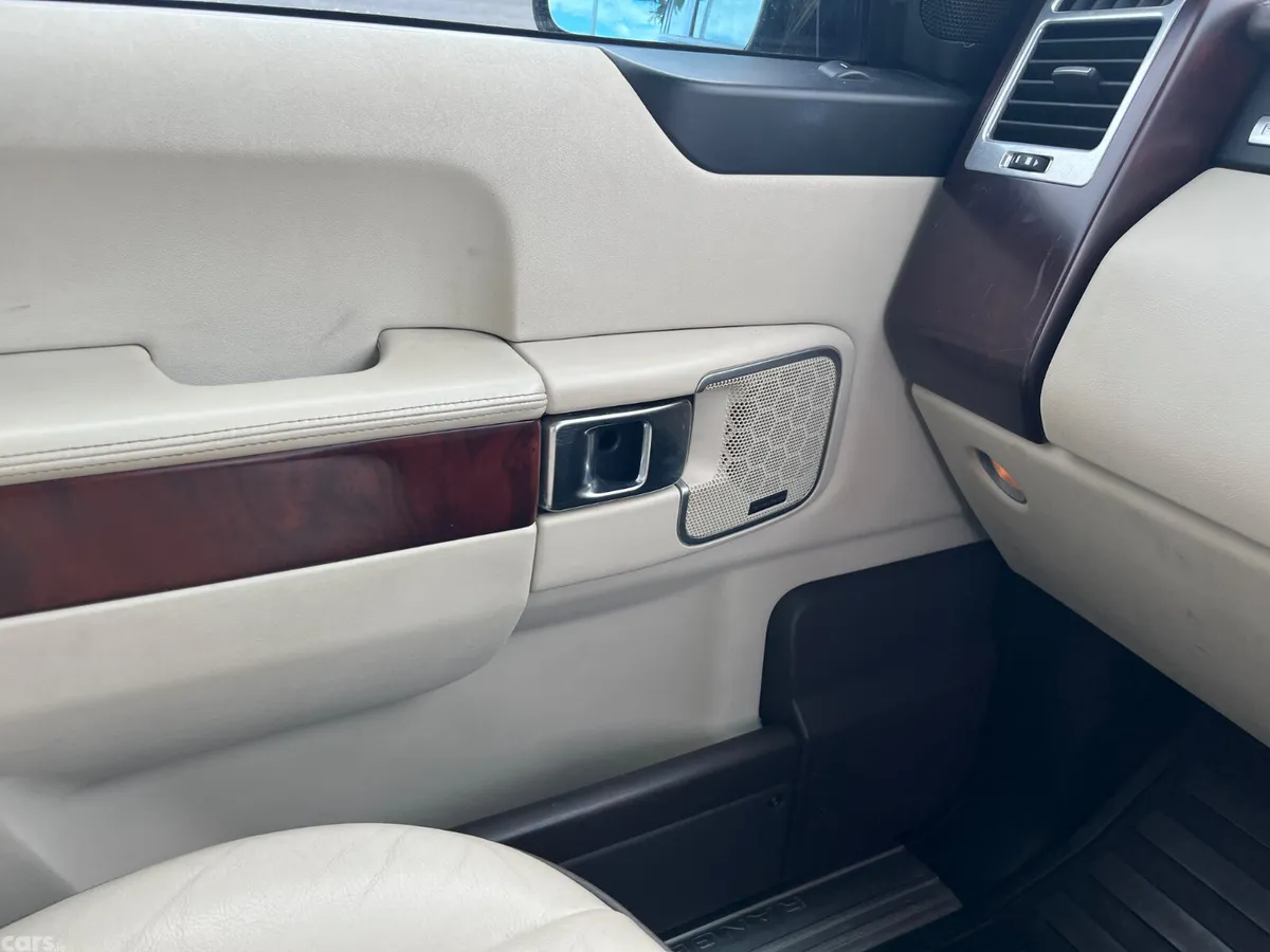 Land Rover Range Rover SUV, Diesel, 2011, Grey