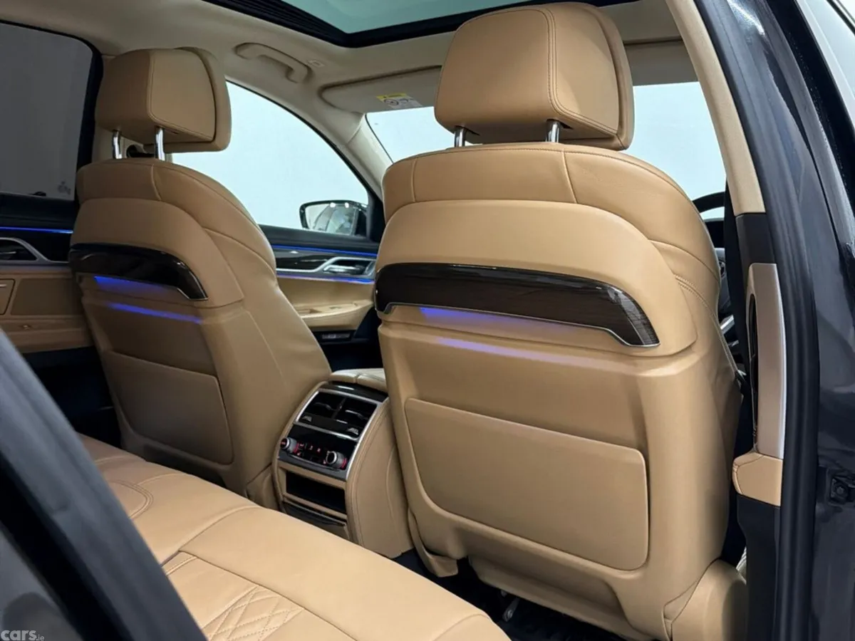 BMW 7-Series Saloon, Diesel, 2018, Black