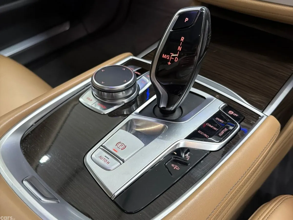 BMW 7-Series Saloon, Diesel, 2018, Black
