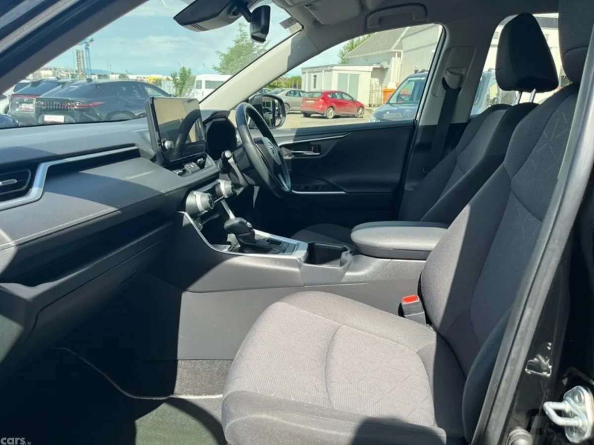 Toyota RAV4 SUV, Petrol Hybrid, 2023, Black