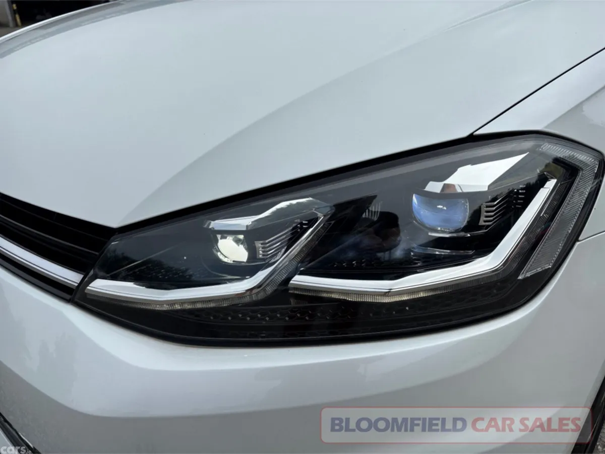 Volkswagen Golf Hatchback, Petrol, 2019, White
