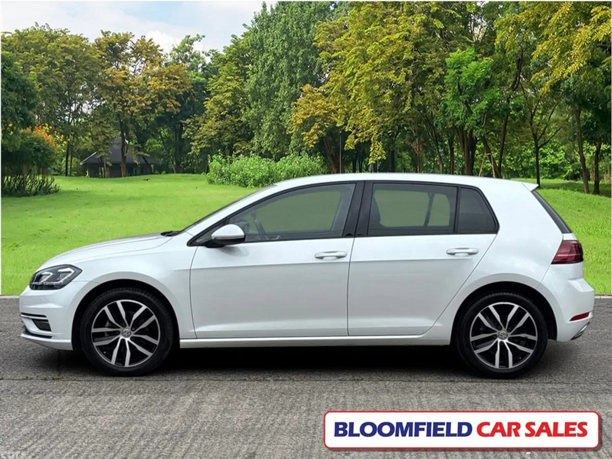 Volkswagen Golf Hatchback, Petrol, 2019, White