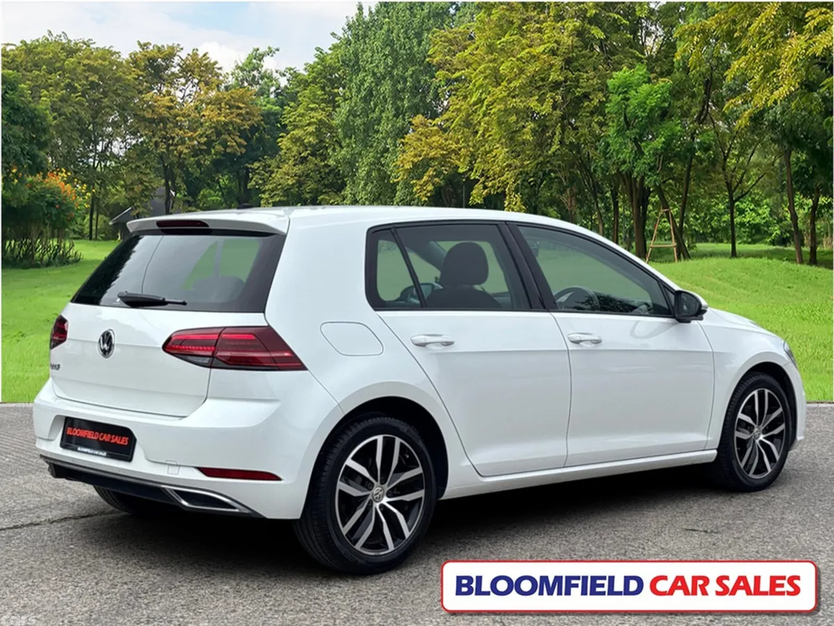 Volkswagen Golf Hatchback, Petrol, 2019, White