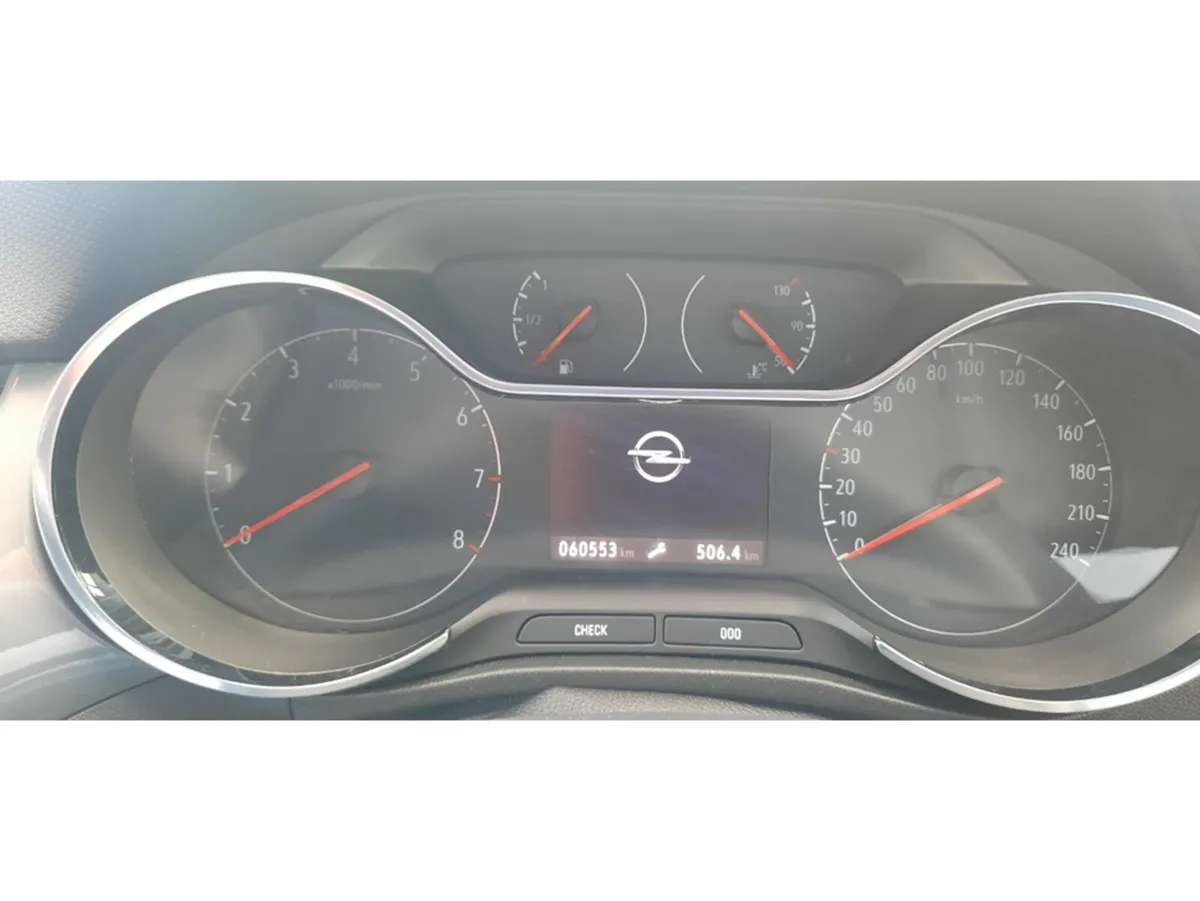 Opel Crossland MPV, Diesel, 2024, Grey