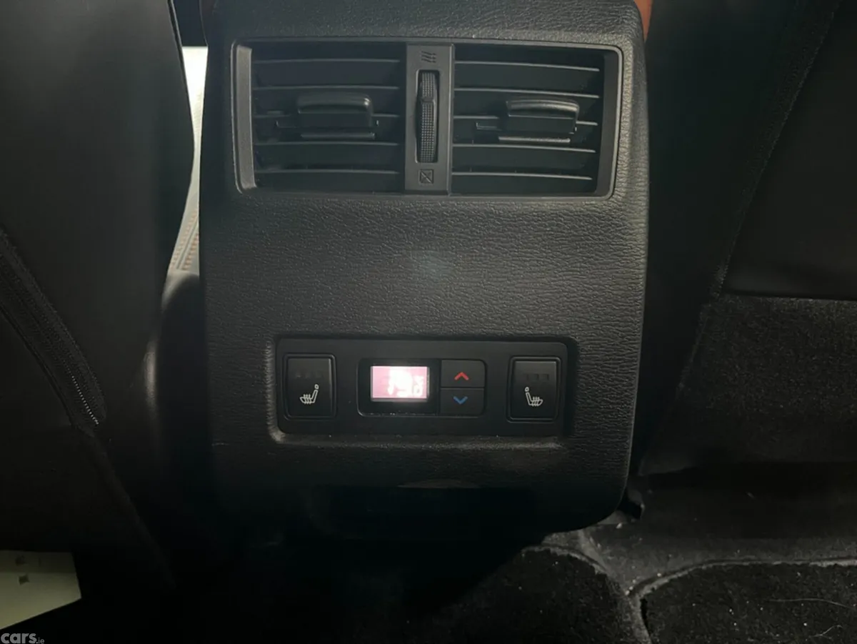 Mitsubishi Outlander SUV, Petrol Plug-in Hybrid, 2022, Black