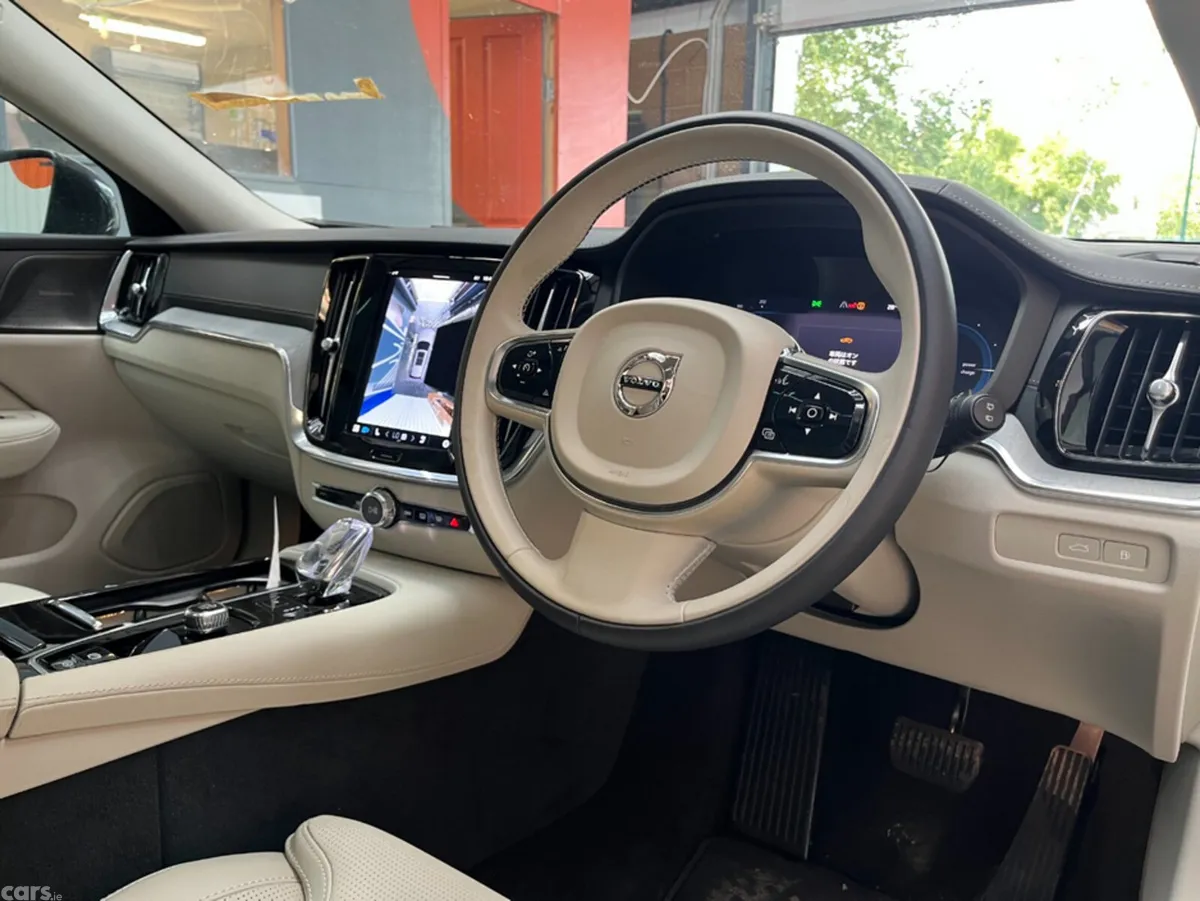 Volvo V60 Saloon, Petrol Hybrid, 2024, Brown