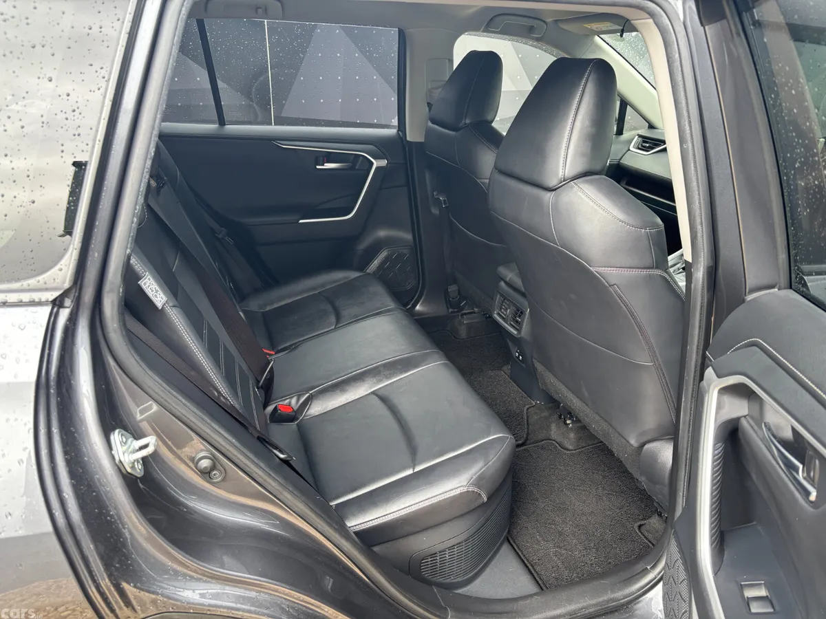 Toyota RAV4 SUV, Petrol Hybrid, 2019, Grey