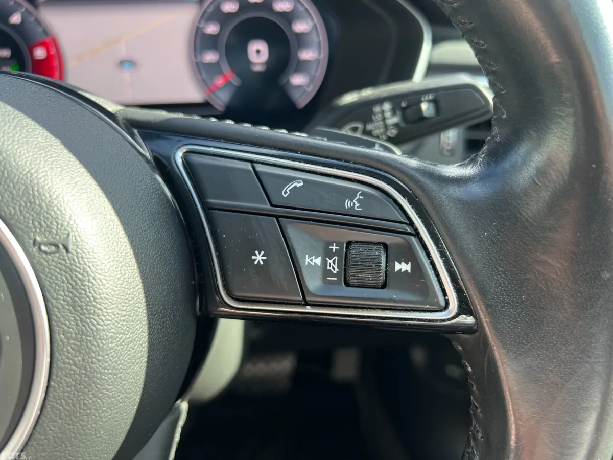 Audi A4 Saloon, Diesel, 2019, White