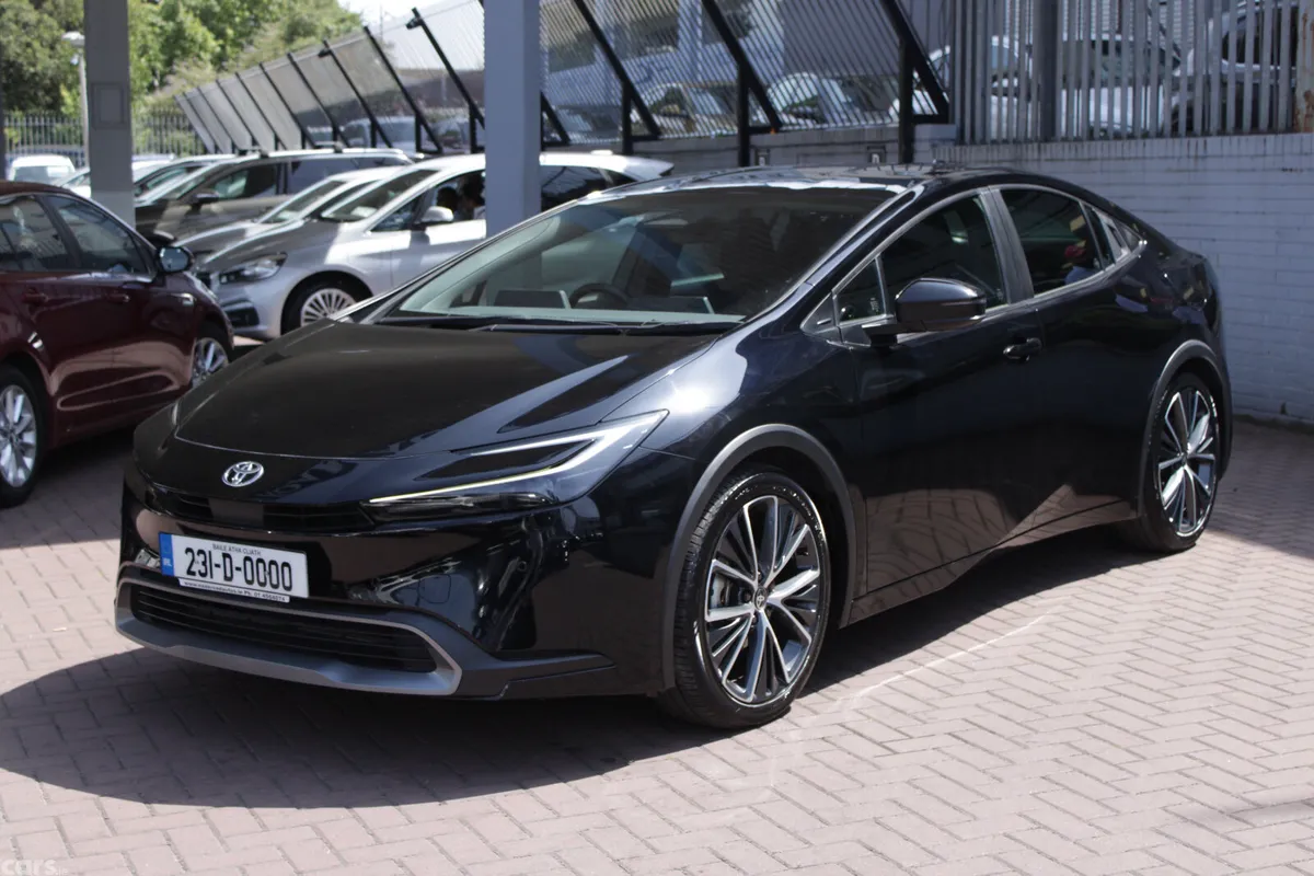 Toyota Prius Saloon, Petrol Hybrid, 2023, Black