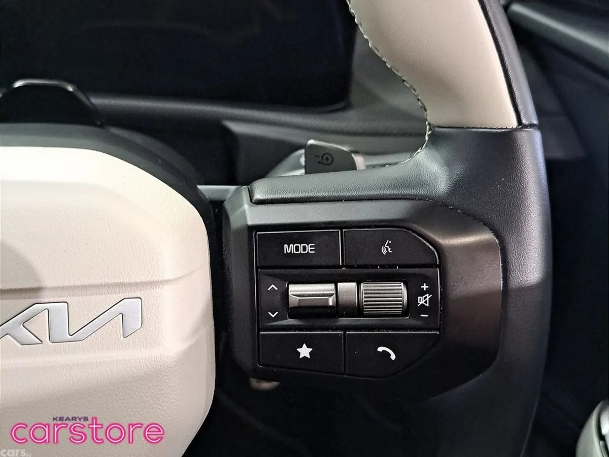 Kia EV6 MPV, Electric, 2025, Grey