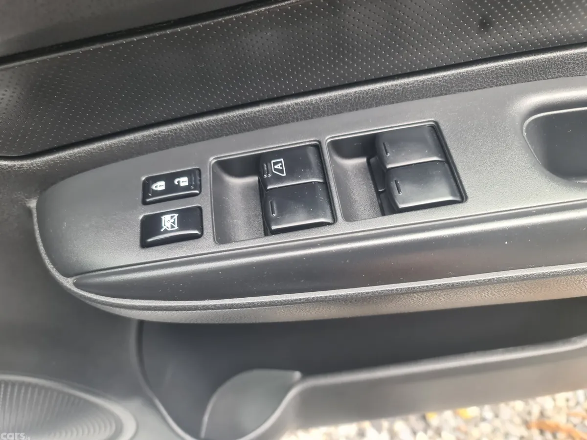 Nissan Note MPV, Petrol, 2017, Silver