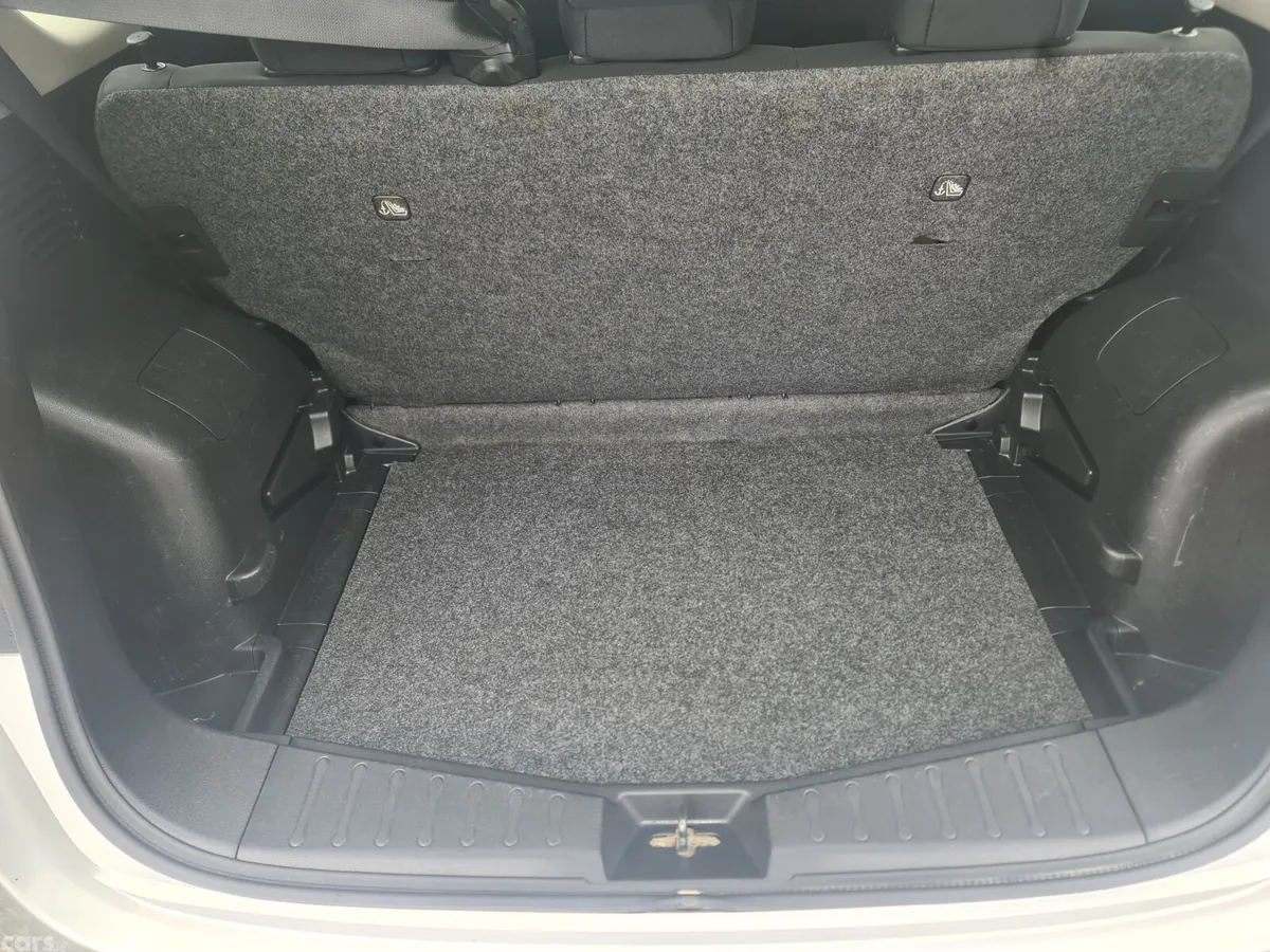 Nissan Note MPV, Petrol, 2017, Silver