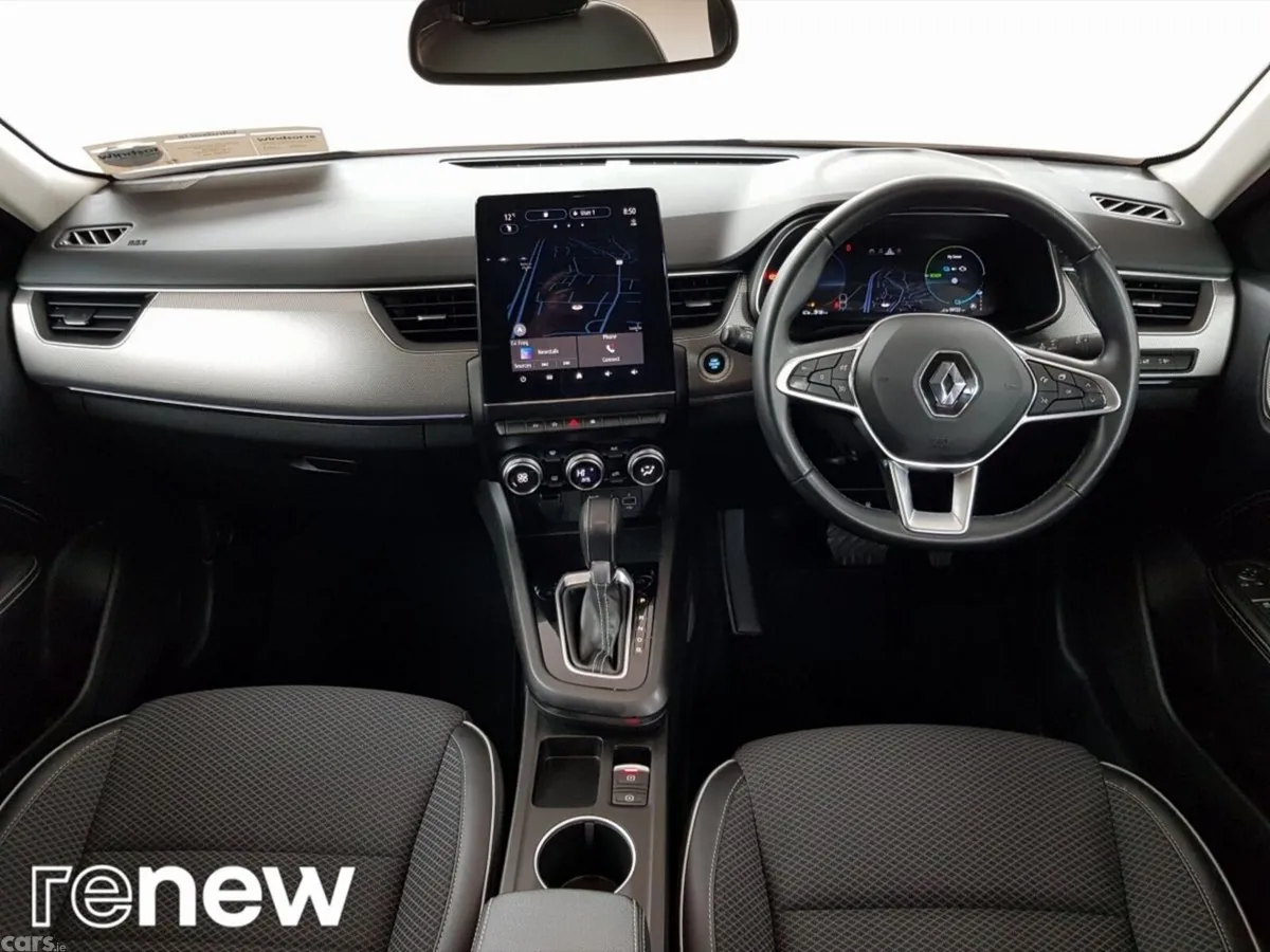 Renault Arkana Hatchback, Petrol Hybrid, 2023, Red