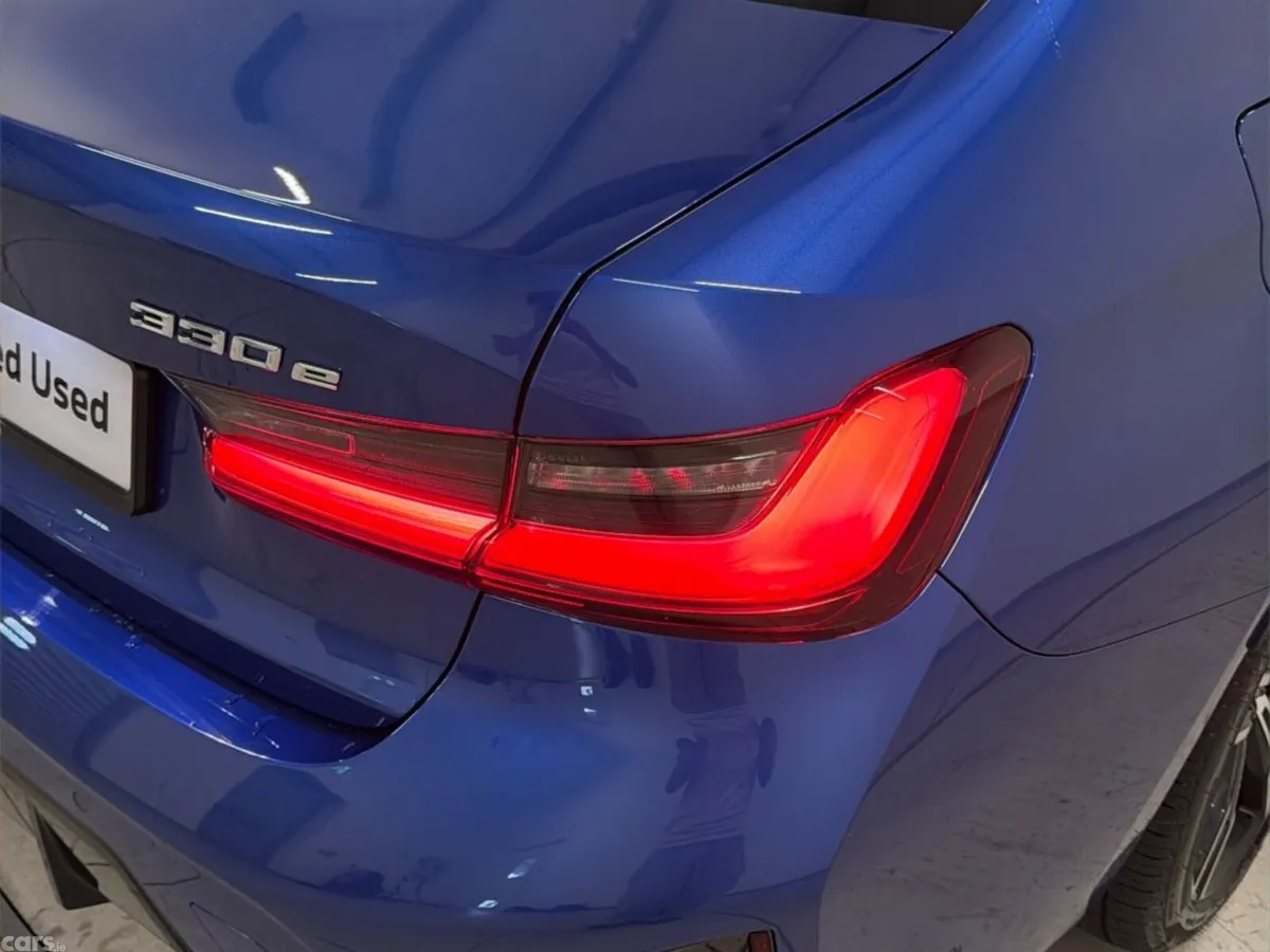 BMW 3-Series Saloon, Petrol Plug-in Hybrid, 2025, Blue