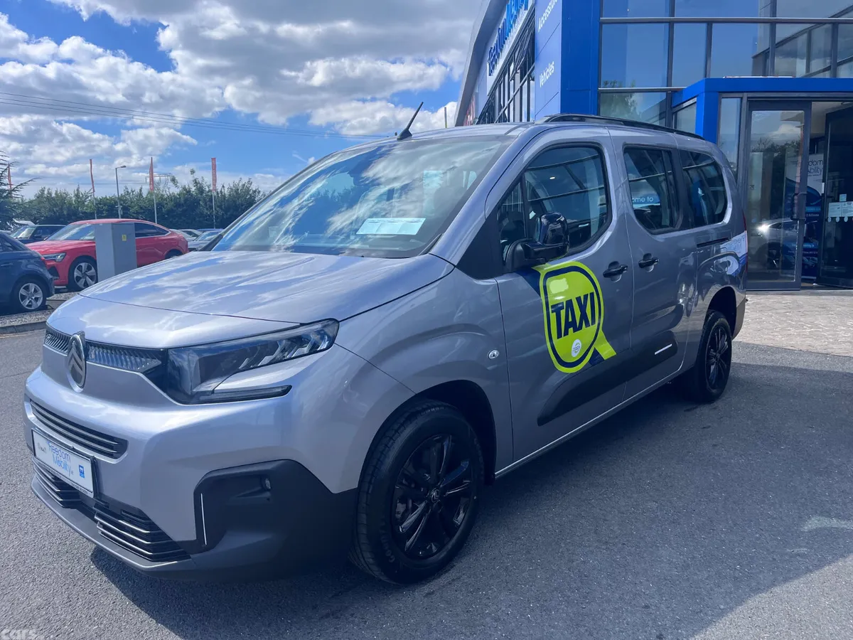 Citroen Berlingo Multispace MPV, Diesel, 2026, Silver