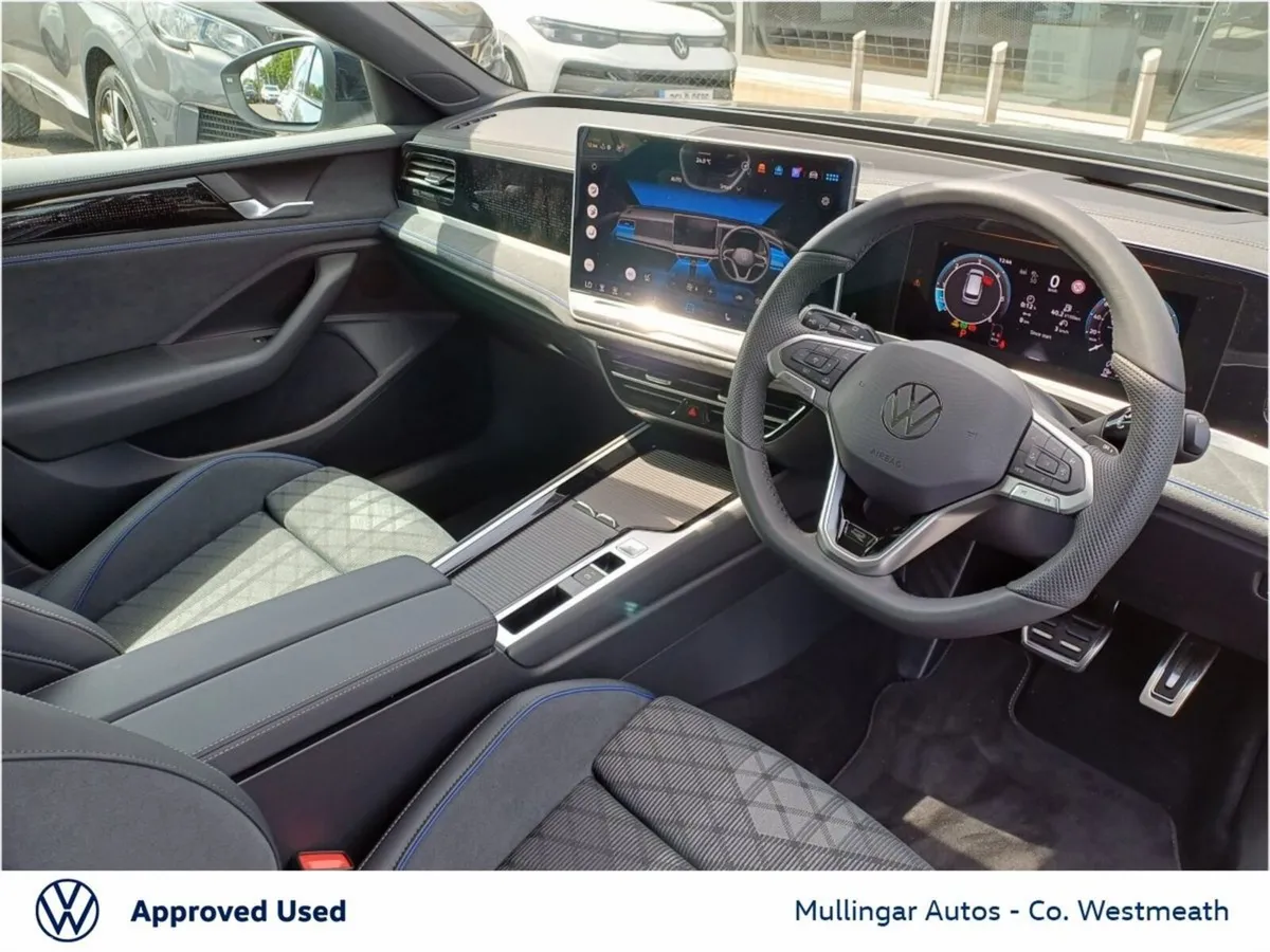 Volkswagen Passat Estate, Diesel, 2026, Grey