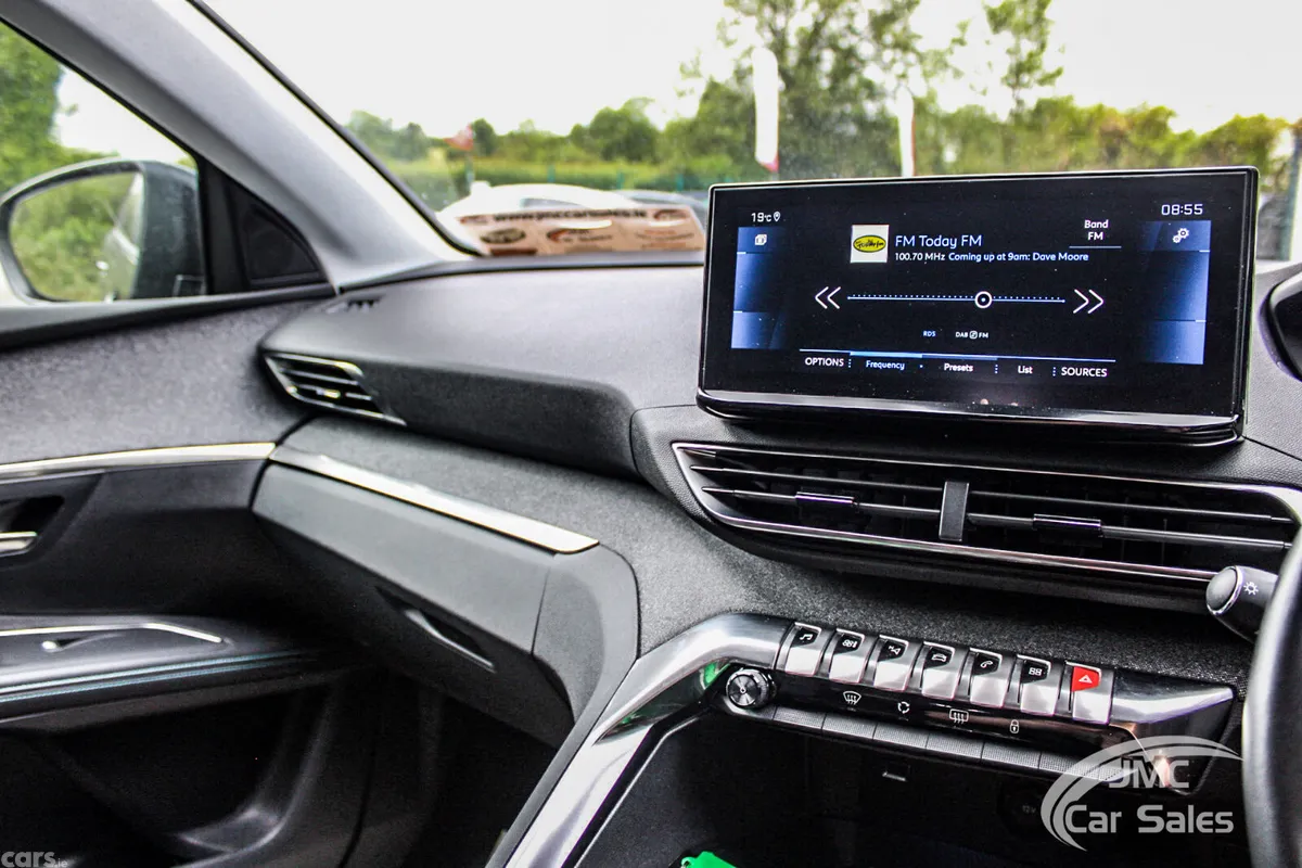 Peugeot 5008 MPV, Diesel, 2022, Black
