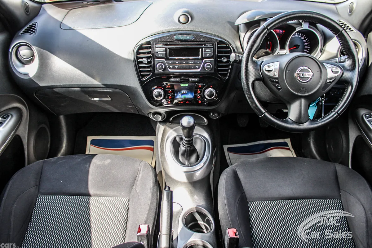 Nissan Juke SUV, Diesel, 2016, White