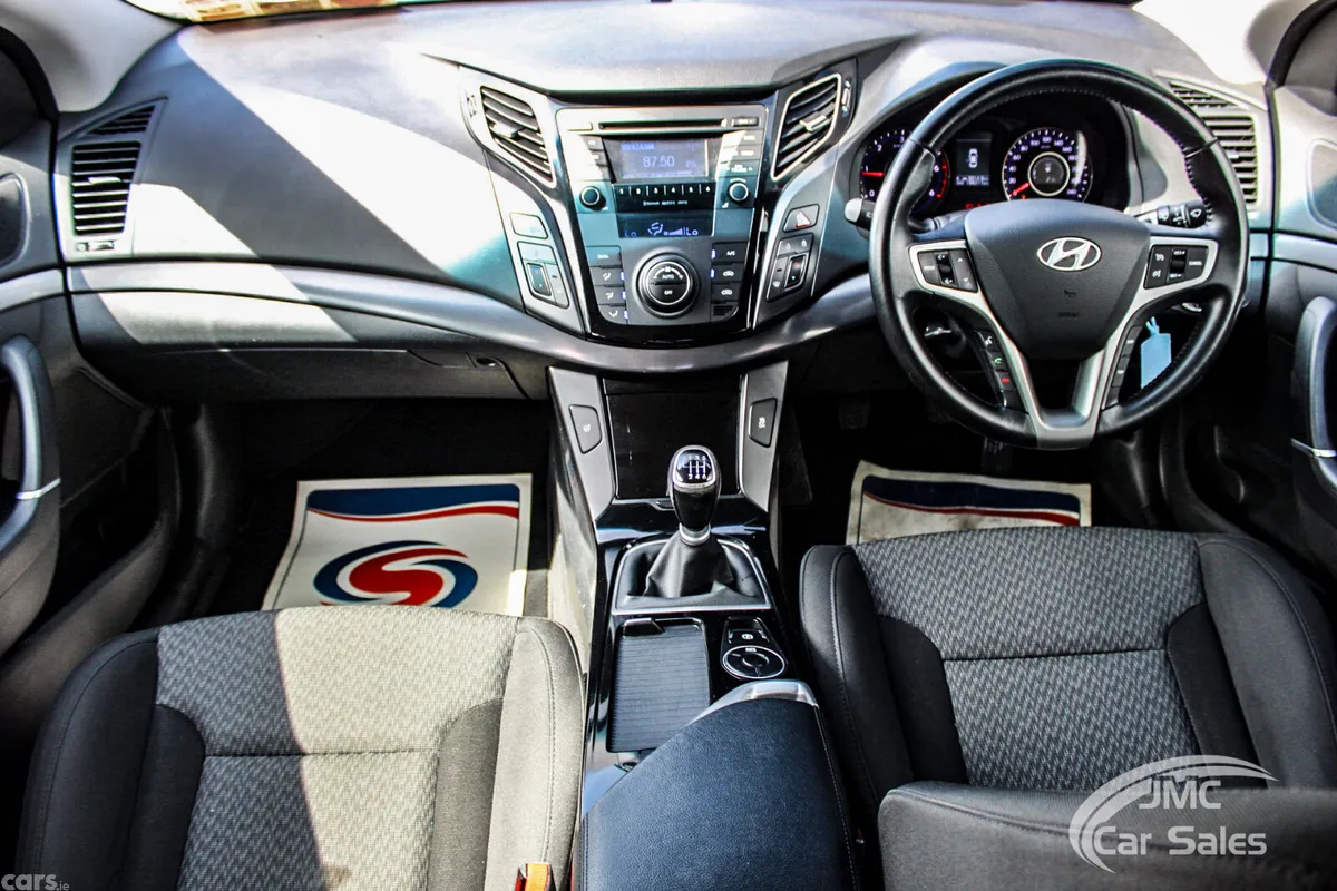Hyundai i40 Saloon, Diesel, 2015, Grey