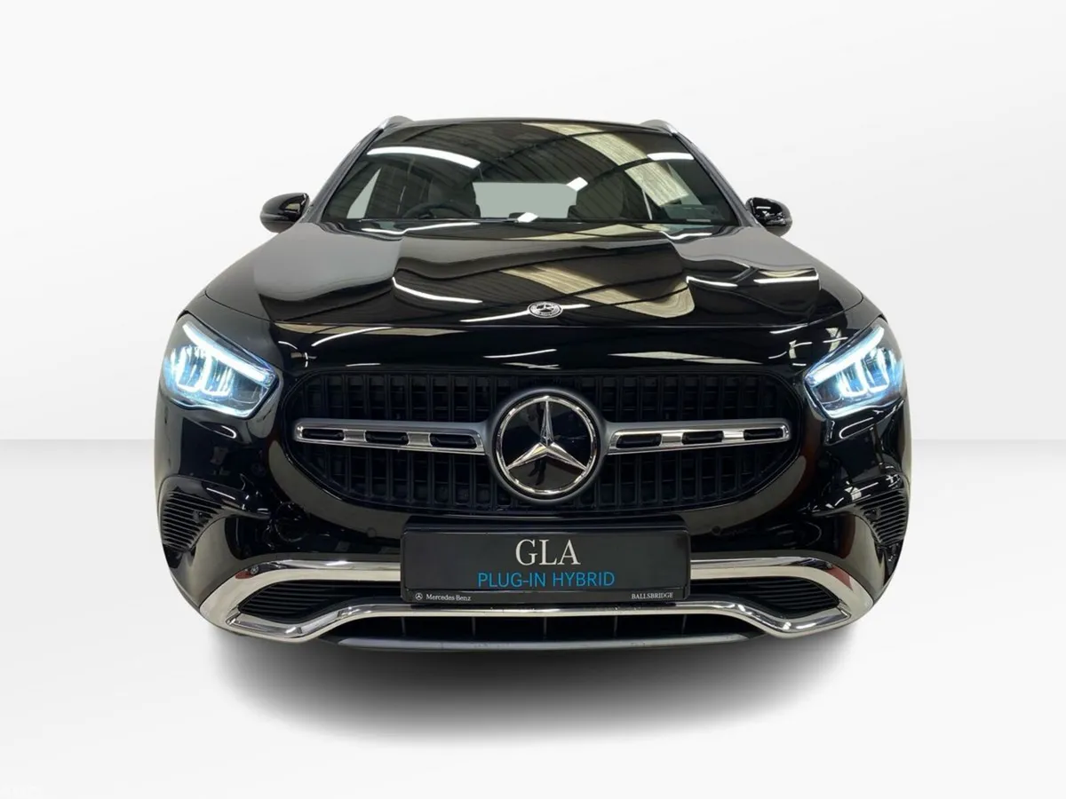 Mercedes-Benz GLA SUV, Petrol, 2026, Black